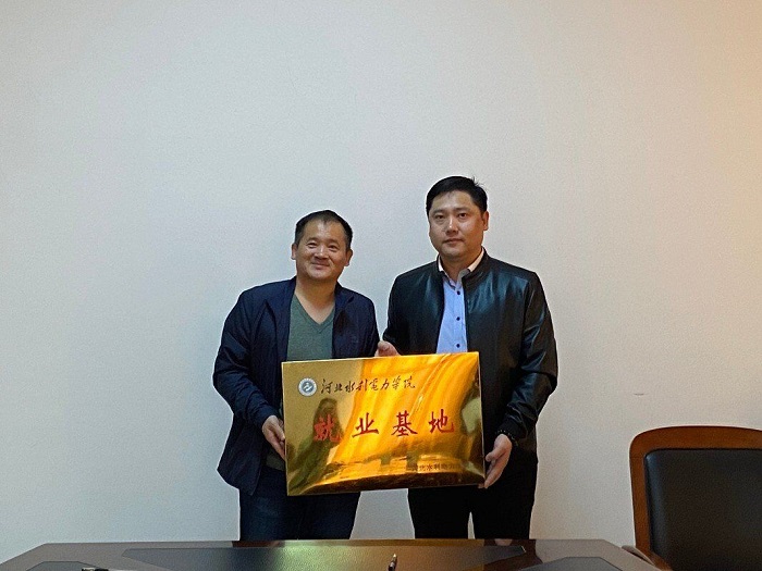 QQ图片20220308080618.jpg QQ图片20220308080618.jpg