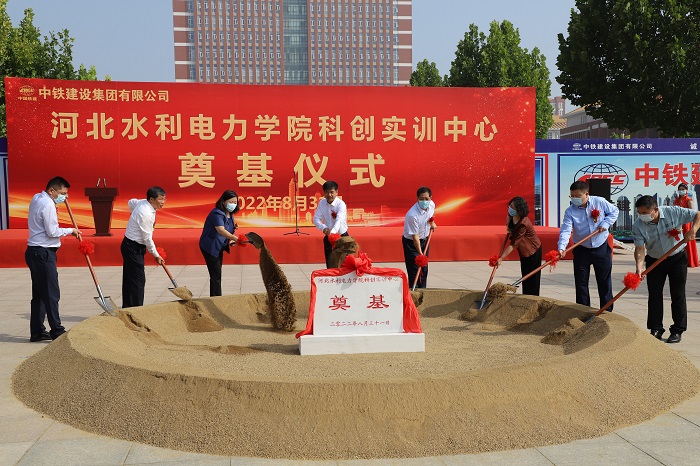 IMG_38371.jpg IMG_38371.jpg