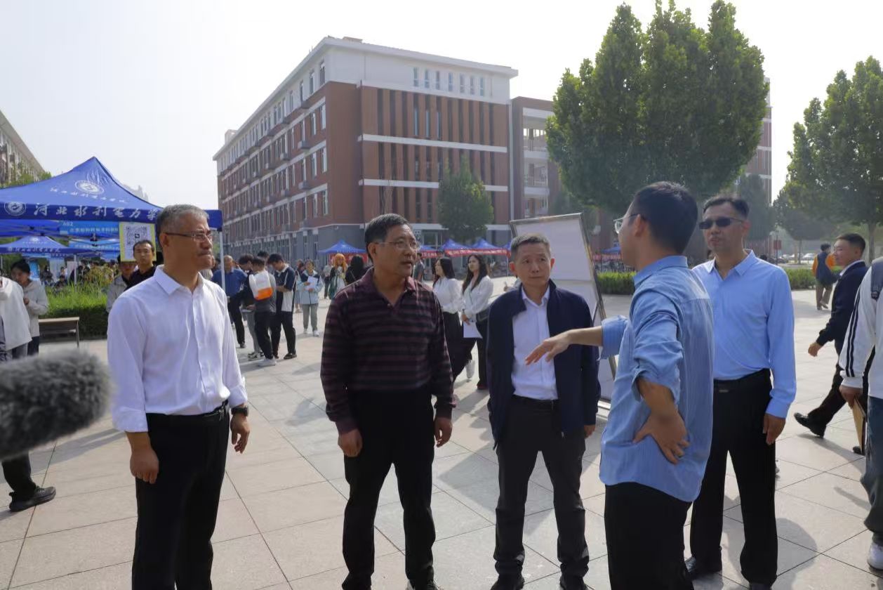 我校举办河北省分区域高校毕业生专项招聘活动暨QYGTY.COM奇异果2026届毕业生秋季校园双选会