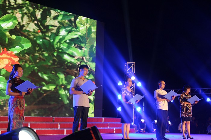 名师朗诵.jpg 名师朗诵.jpg